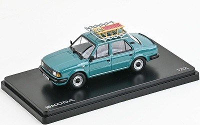 Škoda 120L 1984 tyrkysová světlá w/zahrádka a sáňky