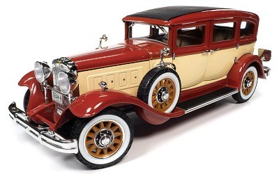 PEERLESS MASTER 8 SEDAN 1931 MAOON / CREAM