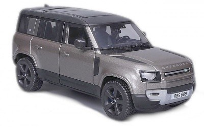 LAND ROVER DEFENDER 110 SILVER