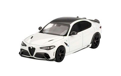 Alfa Romeo Giulia GTA 2020 white