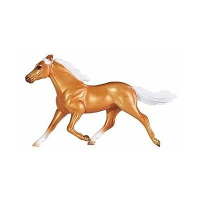 BREYER KŮŇ STANDARDBRED
