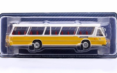 AUTOBUS PEGASO 5023 MADRID AEROPUERTO YELLOW / WHITE