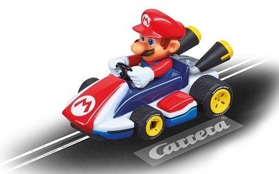 AUTO NA AUTODRÁHU 1. FIRST 65002 MARIO KART MARIO