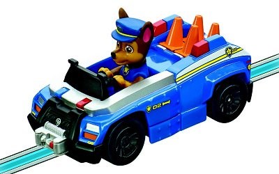 AUTO NA AUTODRÁHU 1. FIRST 65023 CHASE TLAPKOVÁ PATROLA PAW PATROL