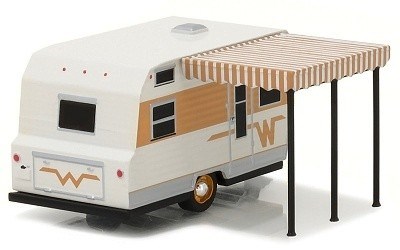 OBYTNÝ PŘÍVĚS WINNEBAGO 216