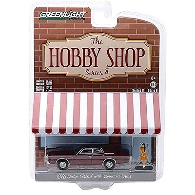 DODGE CORONET 1976 WITH WOMAN IN DRESS HOBBY SHOP