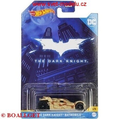 AUTKO HOTWHEELS BATMAN THE DARK KNIGHT BATMOBILE