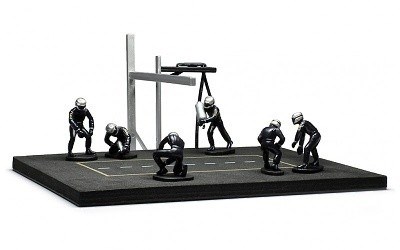 PITSTOP MECHANIC SET WITH 6 FIGURINES + POST AND CABLES BLUE