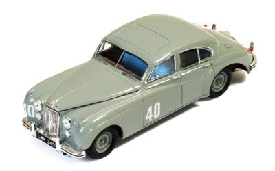 Jaguar MKVII #40 Stirling Moss Winner Silverstone Touring Car 1953