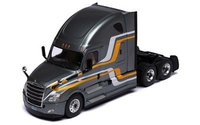 TAHAČ NÁVĚSŮ FREIGHTLINER Cascadia 2018 Metallic Grey 