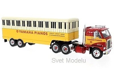 TAHAČ INTERNATIONAL HARVESTER DCOF-405 YAMAHA PIANOS 1959