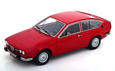 ALFA ROMEO ALFETTA 2000 GTV 1976 RED