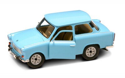 TRABANT 601 BLUE