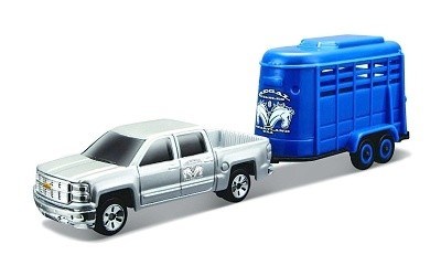 MAISTO FRESH METAL CHEVROLET PICKUP S PŘÍVĚSEM NA KONĚ