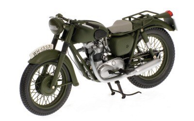 TRIUMH TR6 1962 GREEN