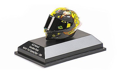 AGV HELMET VALENTINO ROSSI WINTER TEST SEPANG DAY 1