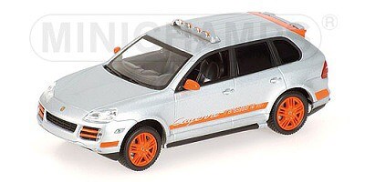 PORSCHE CAYENNE TRANSSYBERIA 2007 SILVER
