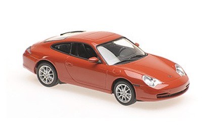 PORSCHE 911 COUPÉ 2001 ORANGE