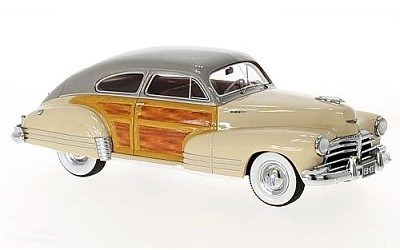 CHEVROLET FLEETLINE AEROSEDAN BEIGE / WOOD