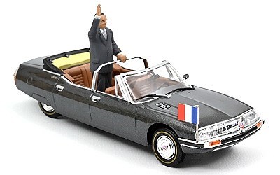 CITROËN SM PRÉSIDENTIELLE 1995 W/ 1 FIGURE JACQUES CHIRAC