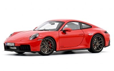 Porsche 911 Carrera 4 GTS 2025 Guards Red