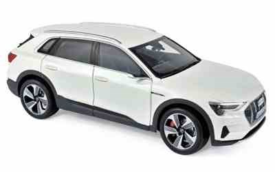 AUDI E-TRON 2019 WHITE METALLIC