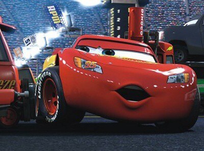 CARS MCQUEEN V PIT STOPU PUZZLE RAVENSBURGER 300 dílků 