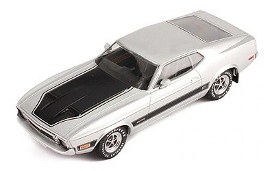 FORD MUSTANG MACH 1 1973 SILVER