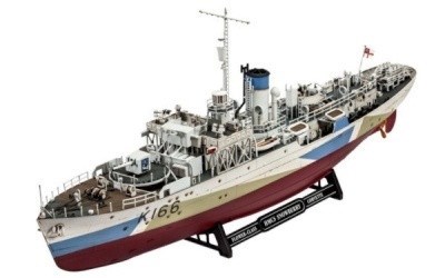 REVELL 05132 HMCS SNOWBERRY