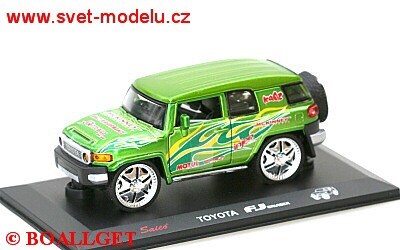 TOYOTA FJ CRUISER TUNER ZELENA