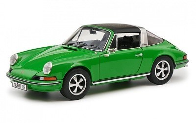 PORSCHE 911S TARGA 1973 GREEN