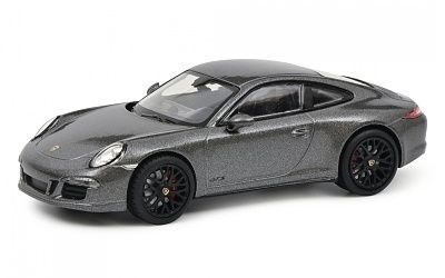 Porsche 911 GTS Coupé