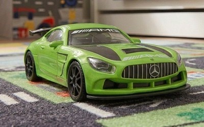 SIKU 1118 MERCEDES-AMG GT4