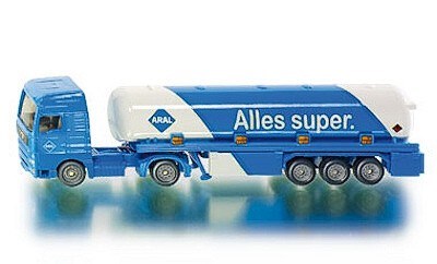 AUTO S NÁVĚSEM CISTERNA ARAL