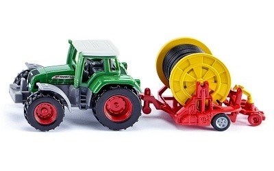 TRAKTOR FENDT SE ZAVLAŽOVACÍM SYSTÉMEM