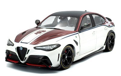 Alfa Romeo Giulia GTA-M 2023 Bianco i Rosso