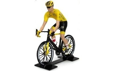 CYKLISTA YELLOW DRES WINNER TOUR DE FRANCE 2023