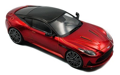 ASTON MARTIN DB12 HYPER RED 2023