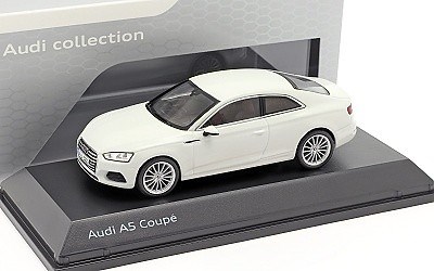 AUDI A5 COUPE GLACIER WHITE