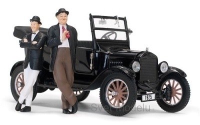 FORD MODEL T TOURING 1925 BLACK WITH FIGURES LAUREL AND HARDY