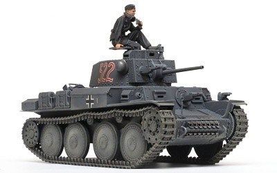 TAMIYA 35369 PANZERKAMF WAGEN 38t AUSF. E/F