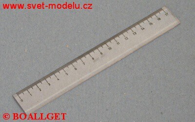Pravítko 17 cm transparent