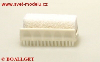 Kartáček na ruce s pemzou 2442413