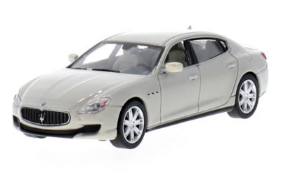 MASERATI QUATTROPORTE GTS 2013 GREY