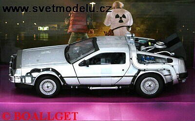 DE LOREAN BACK IN FUTURE I.