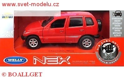 CHEVROLET NIVA RED