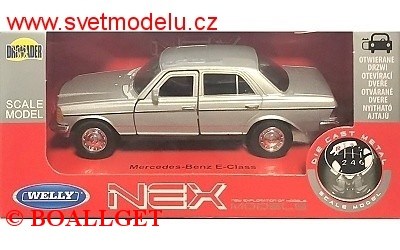 MERCEDES-BENZ 230E SILVER