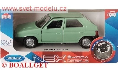 ŠKODA FAVORIT GREEN