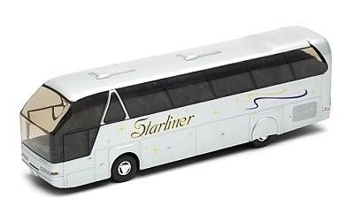 AUTOBUS NEOPLAN STARLINER SILVER