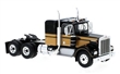 TAHAČ NÁVĚSŮ KENWORTH W 900 BLACK 
